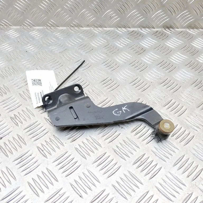 Sliding door lower roller guide/hinge 1T3843435B