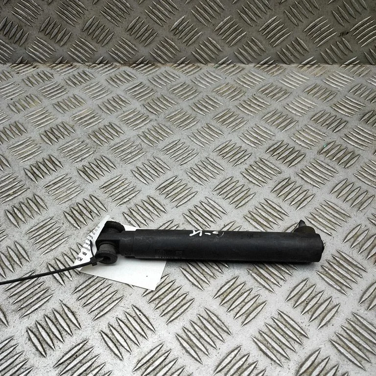 Laadimisukse avamispiiraja 7371765