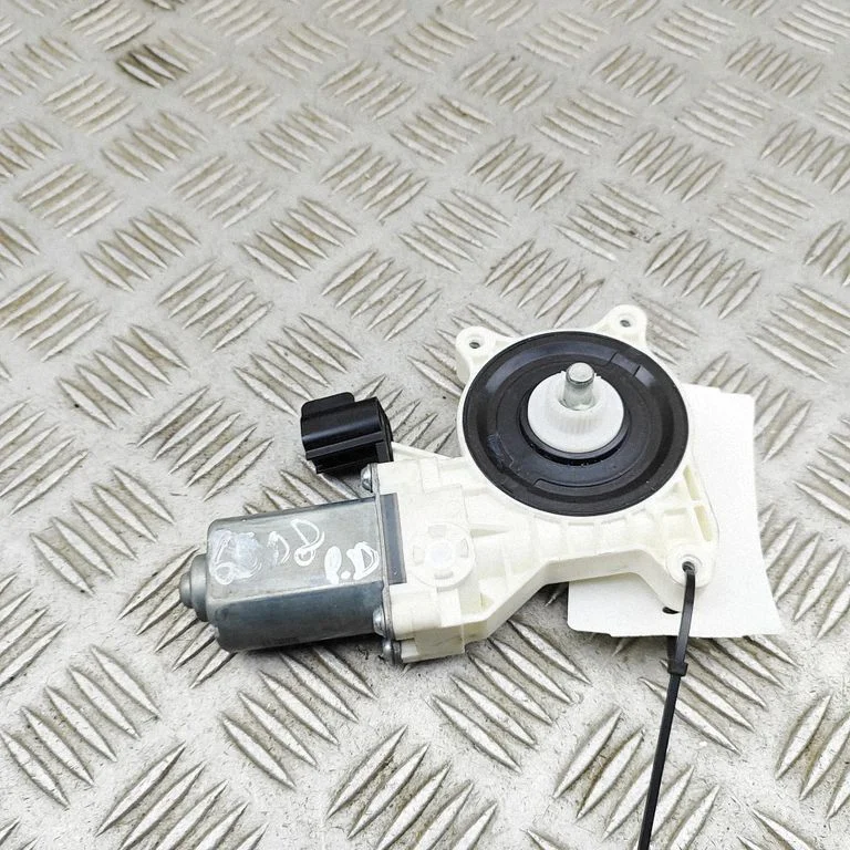 Front door window regulator motor PZ31V23200AE