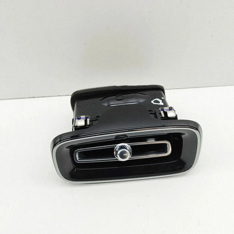 Armatuurlaua õhutusresti kate 31477270 – Volvo EC40 (2024-)