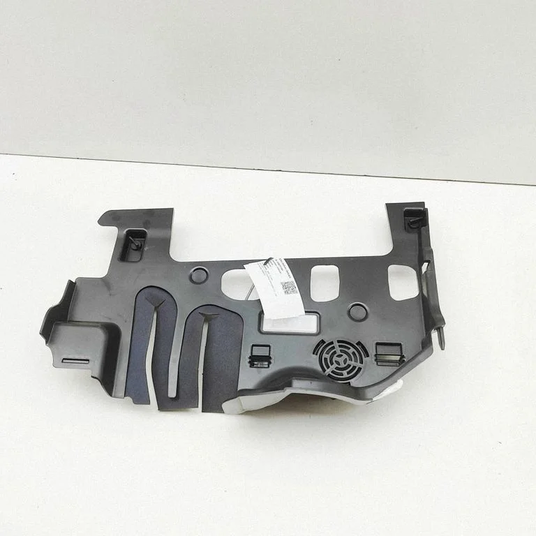 Dashboard lower bottom trim panel 9458174