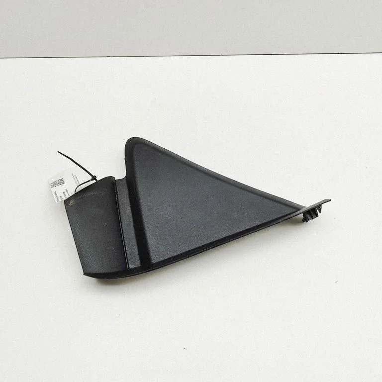 Dashboard side end trim EKEA5306831
