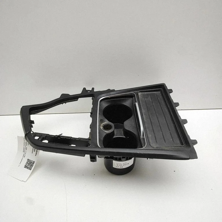 Cup holder 8293900