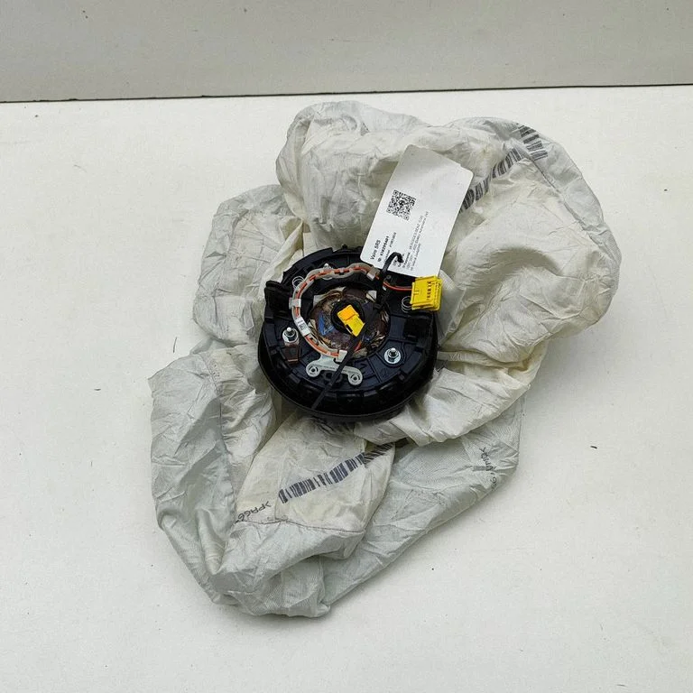 Steering wheel airbag – Mercedes-Benz EQS V297 (2021-)