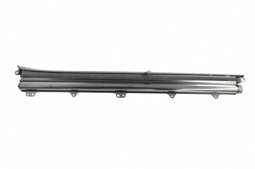 Rear door window curtain/sunshade – Lexus RX 450H (2016-)