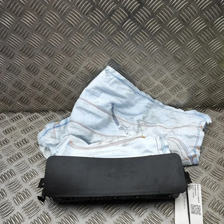 Knee airbag 9363844