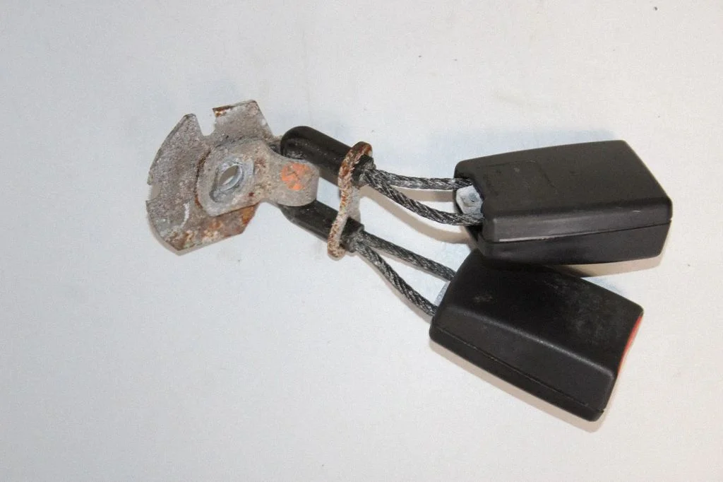Tagumise turvavöö pannal HNC7090A0