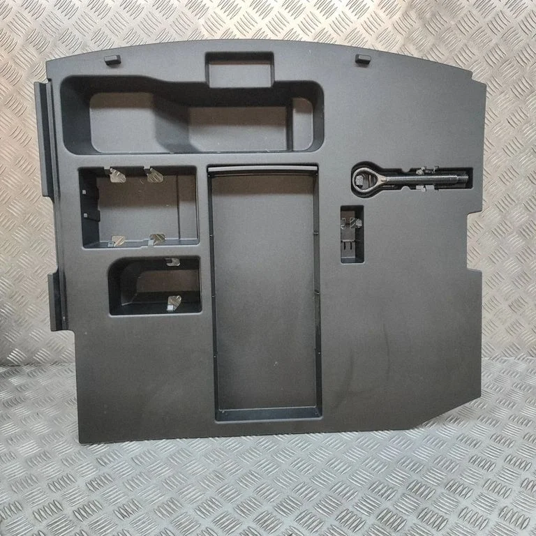 Spare wheel section trim 5196133010
