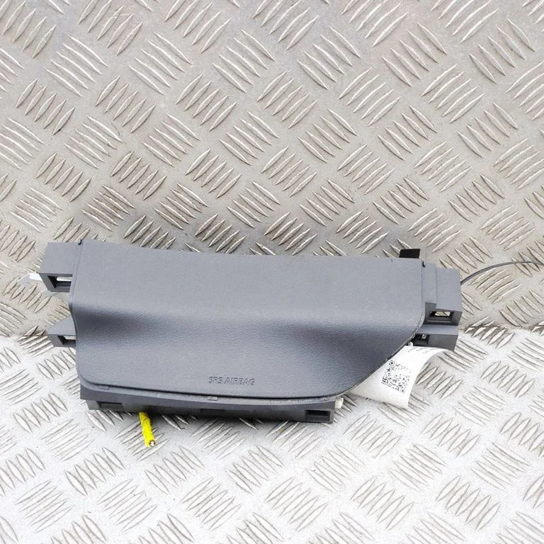 Istme turvapadi KR9P57KL0