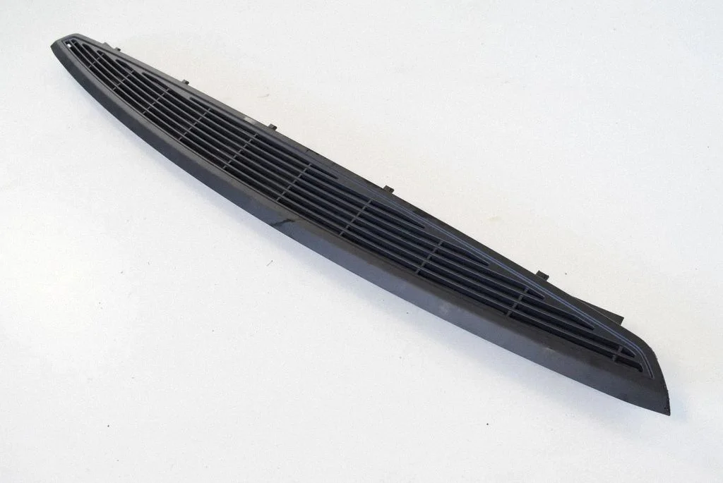 Pakiriiuli rest – BMW 7-seeria F01 F02 F03 F04 (2008-2016)
