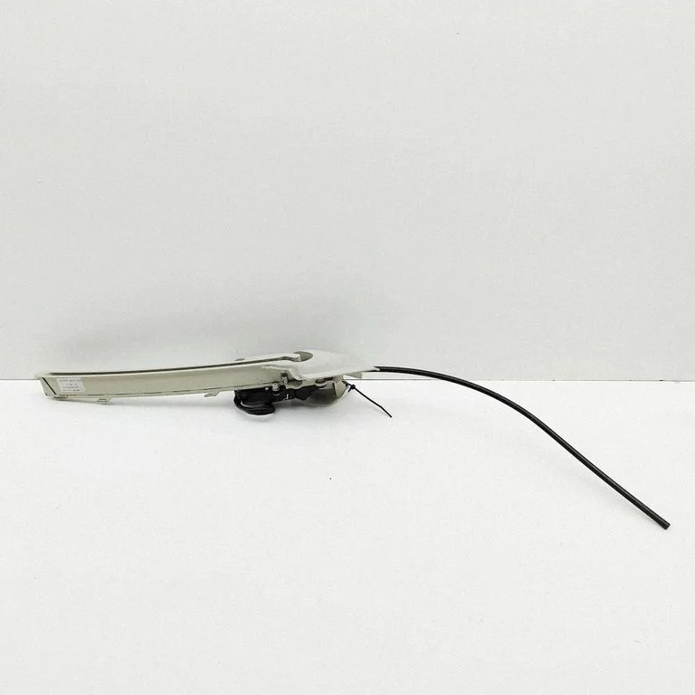 Electric rear window sunshade cover – Mercedes-Benz C-Class W205 (2014-2021)