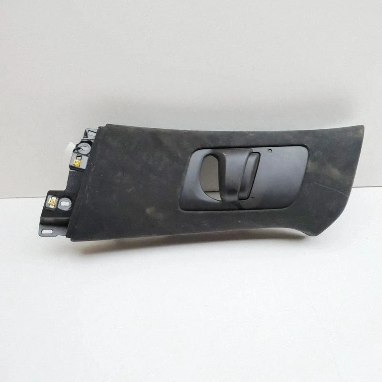 (B) pillar trim (bottom) 103595116I