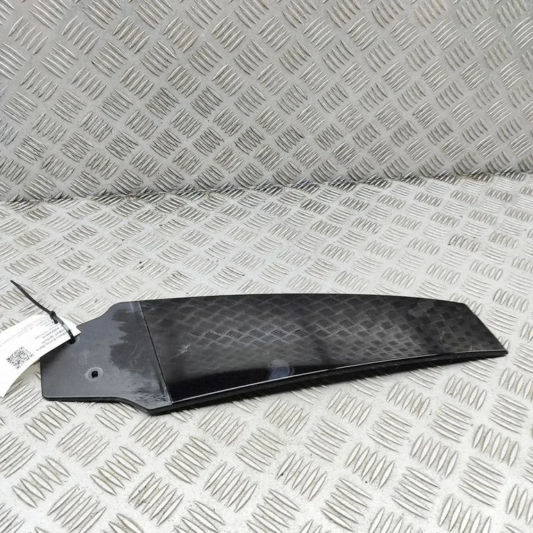 (B) piilari kate (ülemine) 3G8853317A