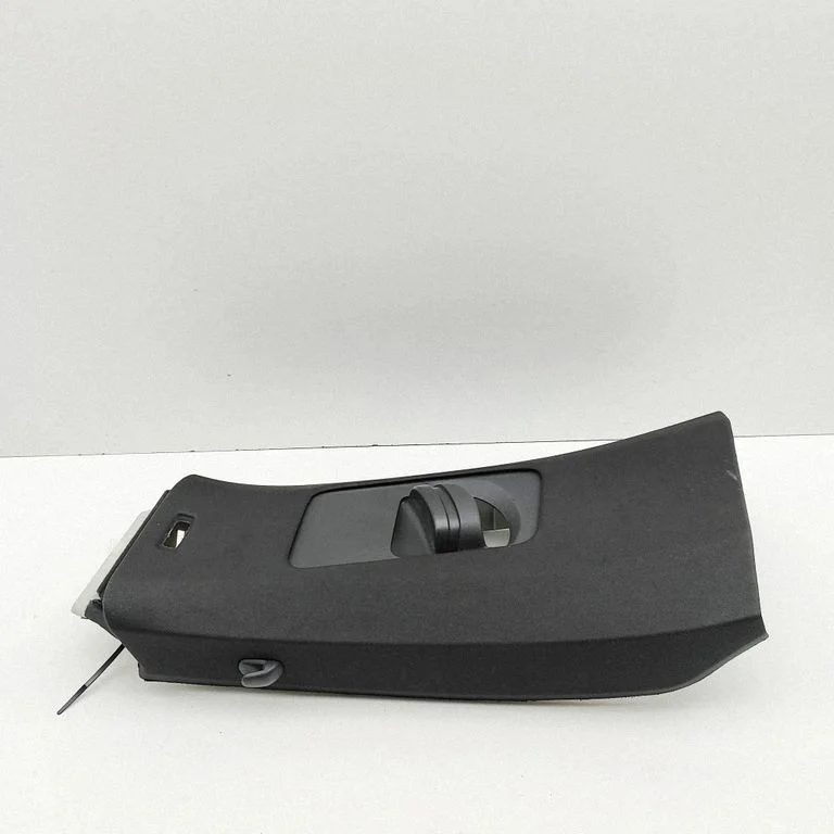 (B) piilari kate (alumine) 3G8868311