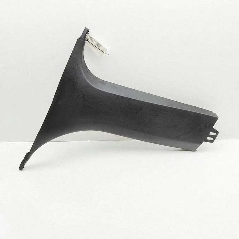 (B) pillar trim (bottom) 7446733
