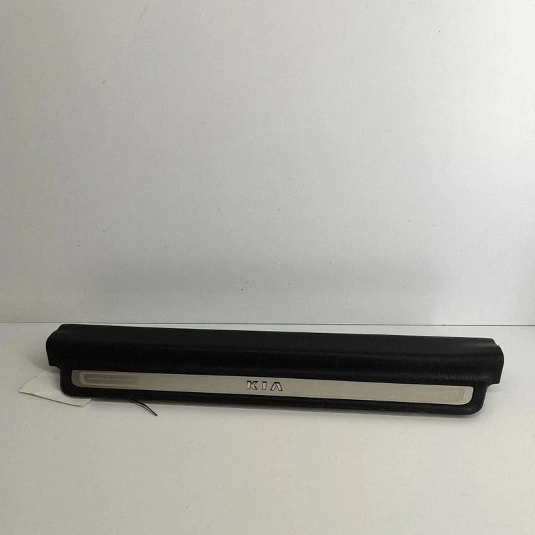 Aizmugurējā sliekšņa apdare (ārējā) 858712T200