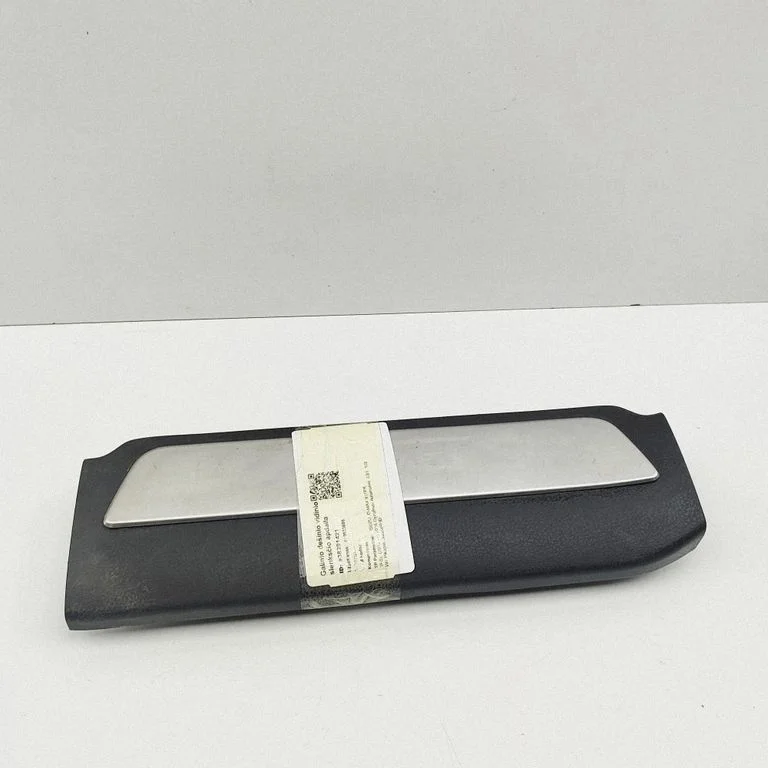 Aizmugurējā sliekšņa apdare (iekšējā) 898116357Y