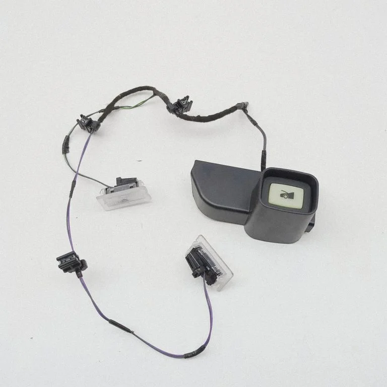 Engine bonnet (hood) release handle 100206600A