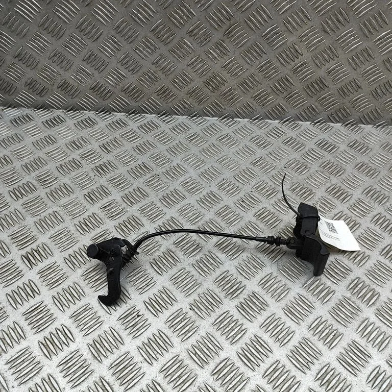 Motora pārsega atvēršanas rokturis 811402W000