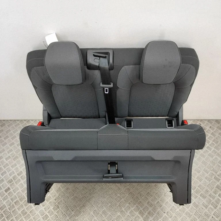 Rear seat PZ31B66801CD