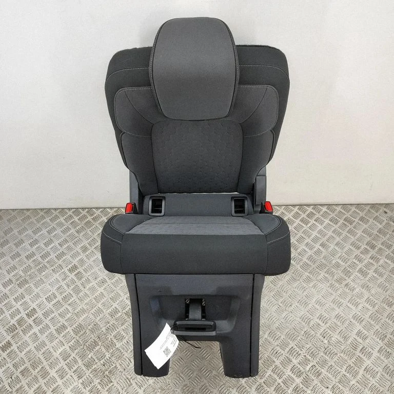 Rear seat PZ31B66800AC