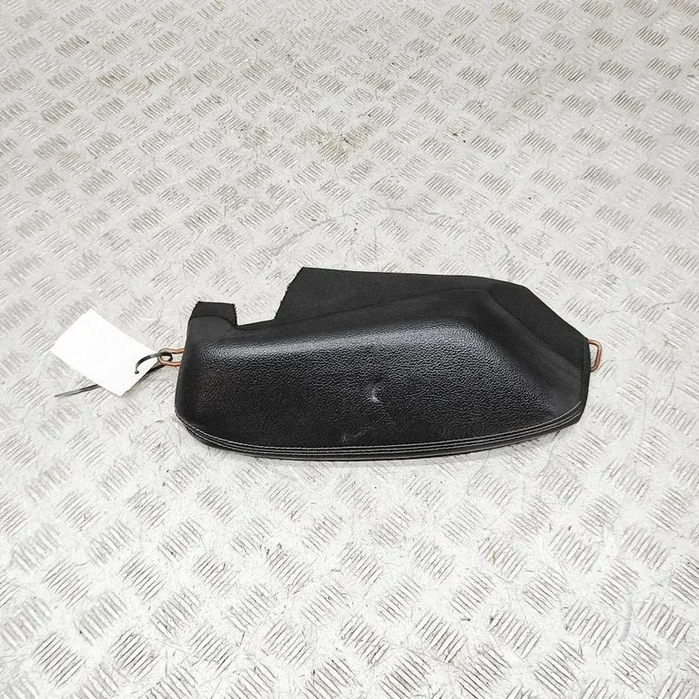 Rear seat side bottom trim A2059205308
