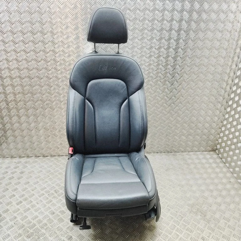 Priekšējais vadītāja sēdeklis 8R0881105