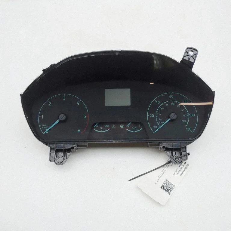 Spidometrs (instrumentu panelis) MK3T10849ADC