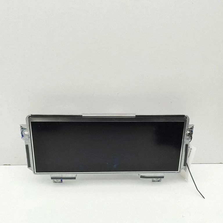 Speedometer (instrument cluster) S74110F889AD