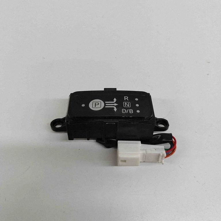 Gear shift selector indicator