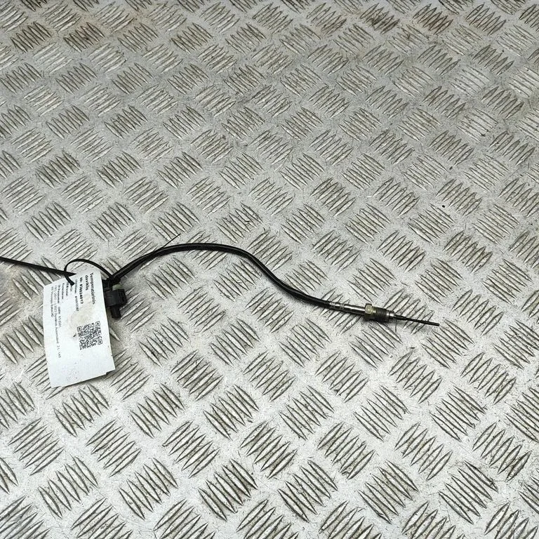 Oil temperature sensor 8596276
