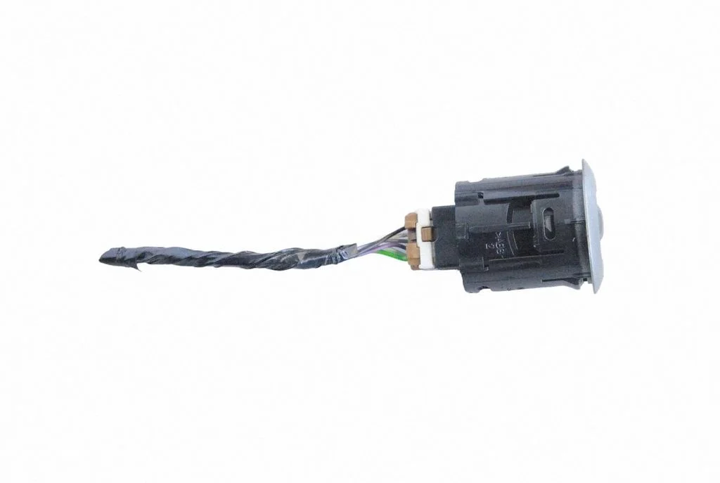Engine start stop button switch