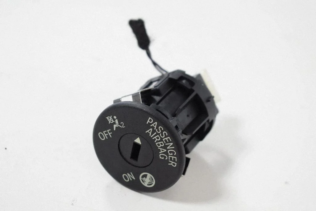 Passenger airbag on/off switch – BMW Series 4 M4 F82 F83 (2014-2020)