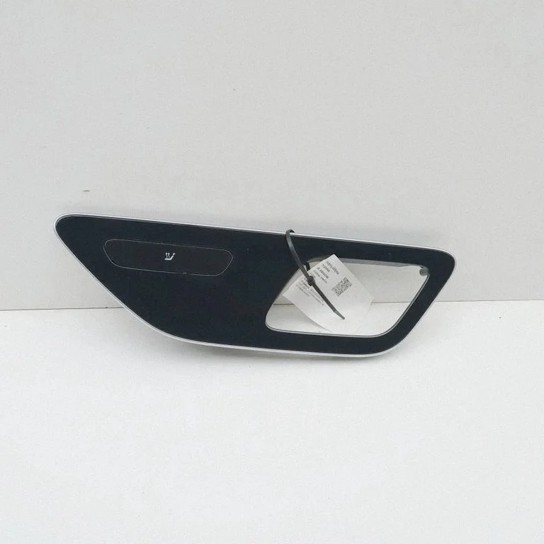 Sēdekļu apsildes slēdzis A2239013912
