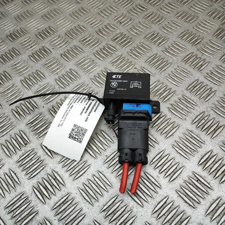 Dzesēšanas ventilatora relejs 6836504