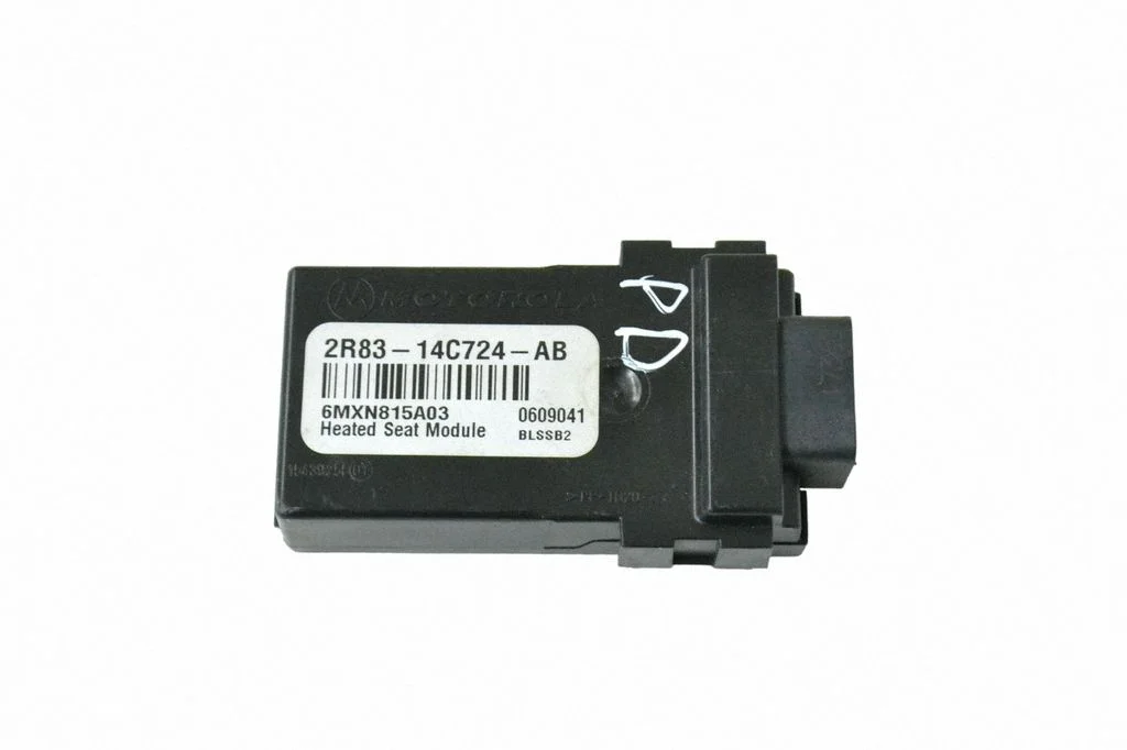 Seat heating relay 2R8314C724AB