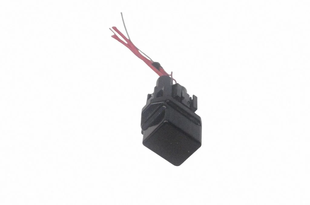 Coolant fan relay 9353066