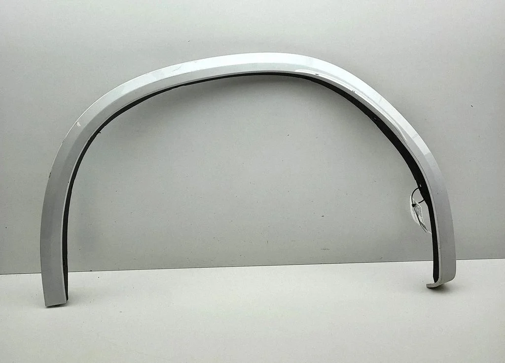 Rear arch trim 8064827