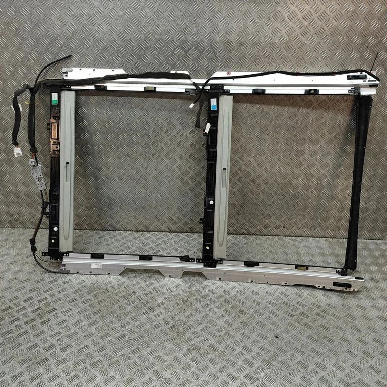 Jumta lūkas komplekts 591003W000