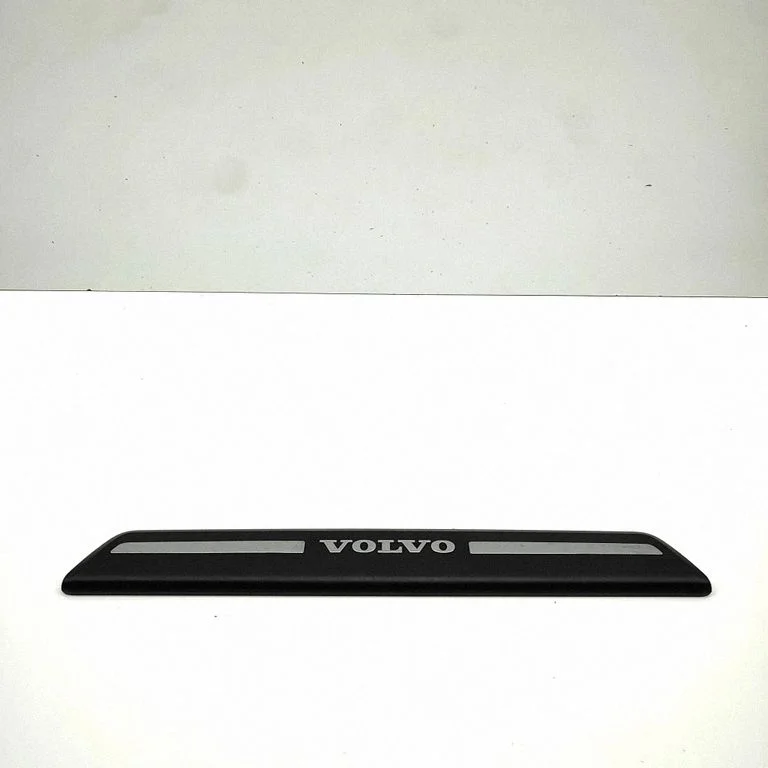 Front sill trim cover 31265842