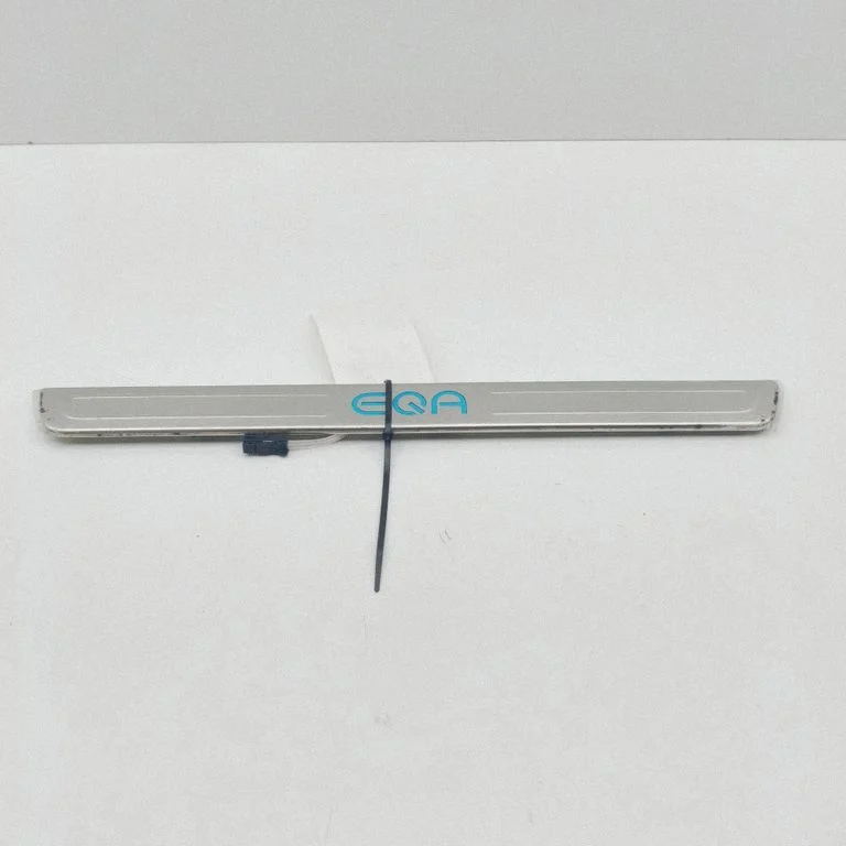 Priekšējā virsbūves sliekšņa apdare A2436806200