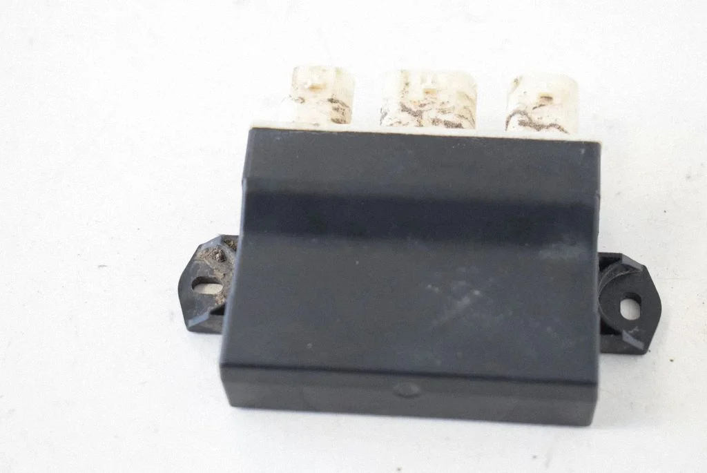 Tailgate/trunk control unit/module C02731103