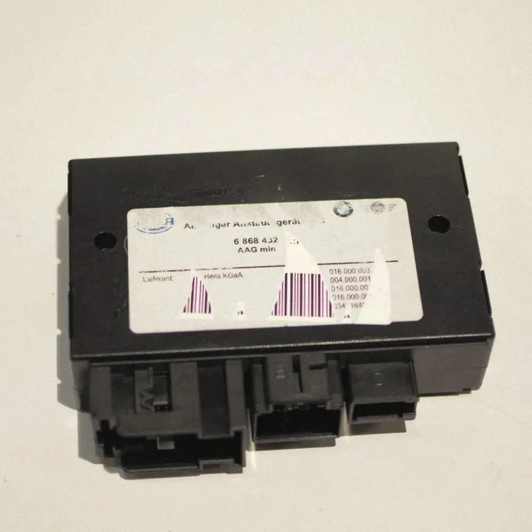 Tow bar trailer control unit/module 6868432
