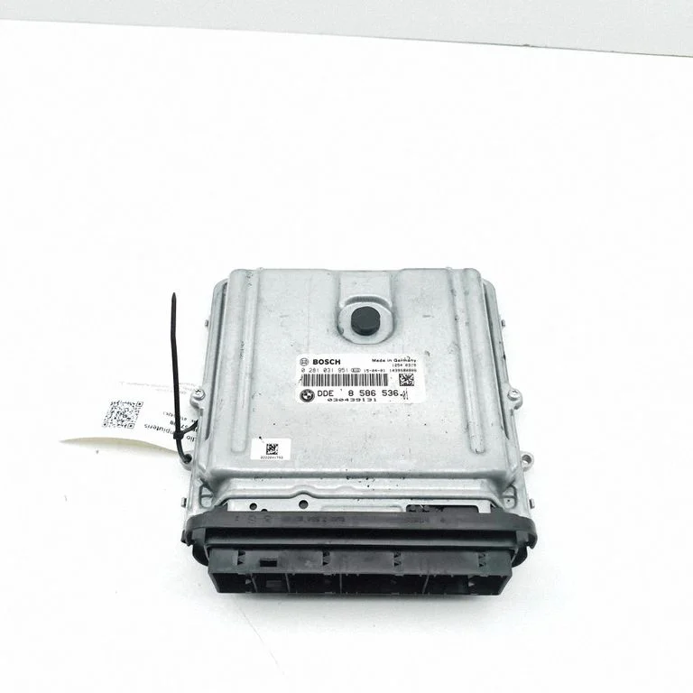 Mootori juhtplokk 8586536