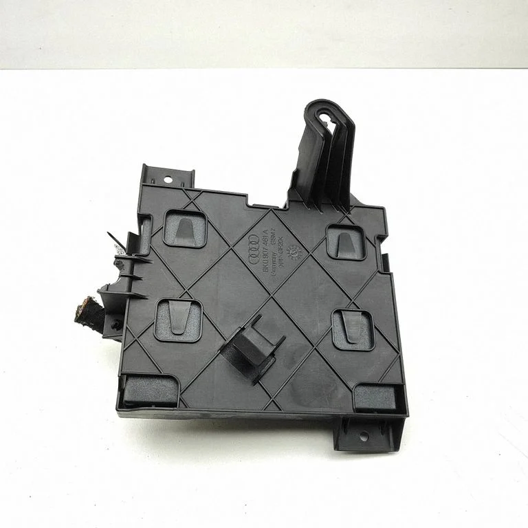 Central body control module – Audi RS4 B7 (2005-2015)
