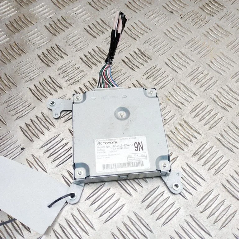 Parking PDC control unit/module – Toyota bZ4X (2022-)
