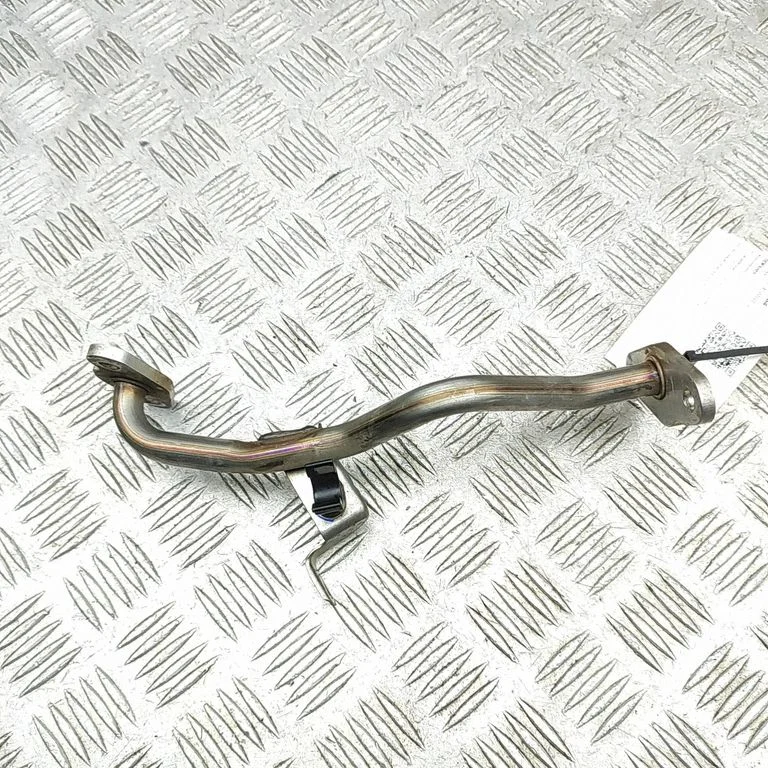 EGR caurule (-es)/ šļūtene (-es) 2561221010