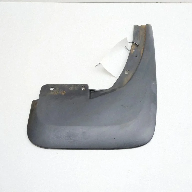 Priekšējais dubļusargs EB3B16A262B