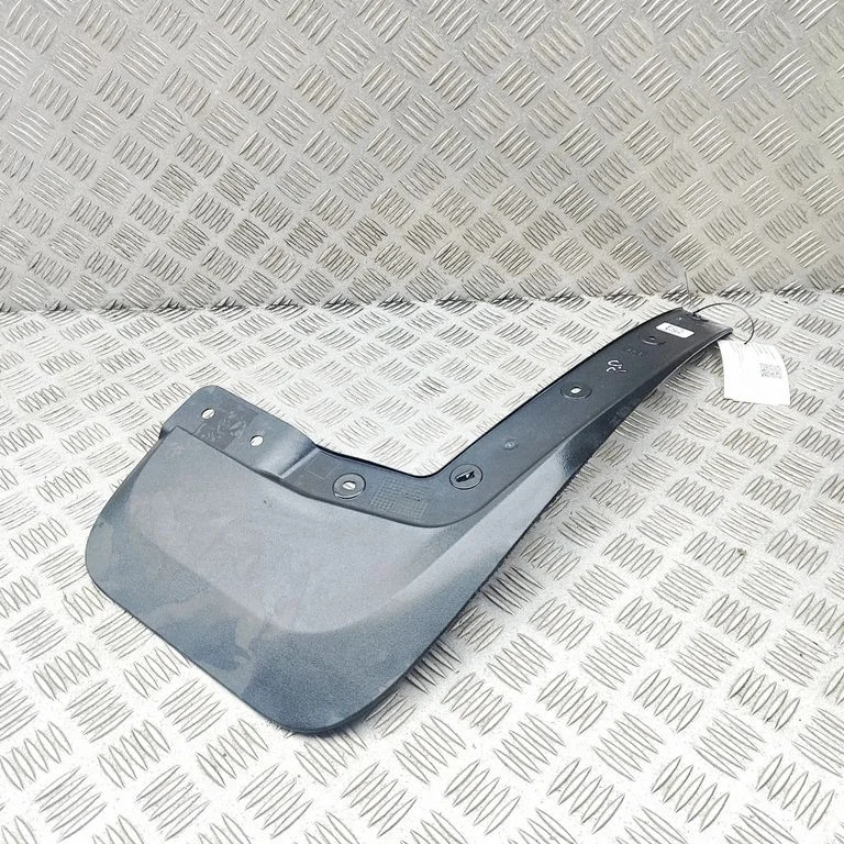 Priekšējais dubļusargs N1WBE16A262CC