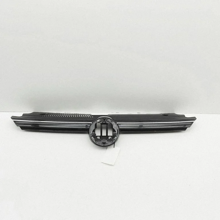Front grill 5H0853651